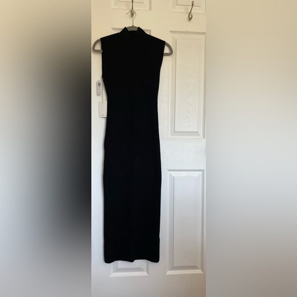 Aritzia Wilfred Pinot Dress (Size: M) (Colour: Black). New with tags. - Picture 3 of 5